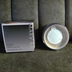 MK Loose Powder - Beige 1